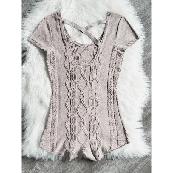 NEW Anthropologie Cable-Knit Tan Romper - Size Small - Picture 6 of 9